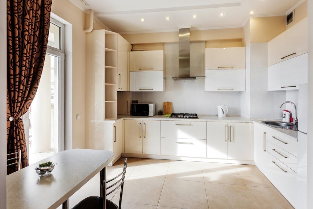 Homeservice Apartments On Stefan Cel Mare Boulevard Chisinau Room photo
