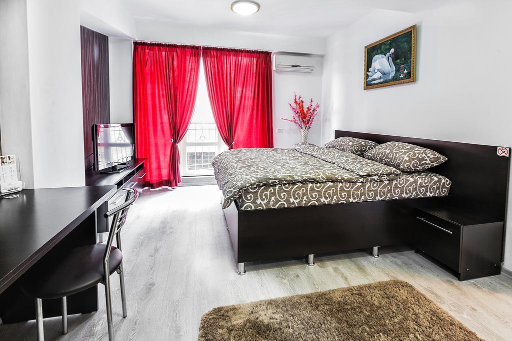 Homeservice Apartments On Stefan Cel Mare Boulevard Chisinau Room photo